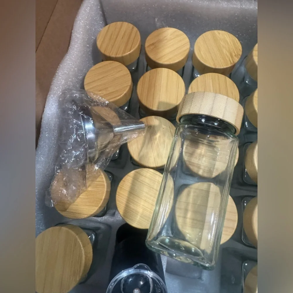 24 pcs Glass Spice Jars with Bamboo Lids, Square Seasoning Containers 4oz